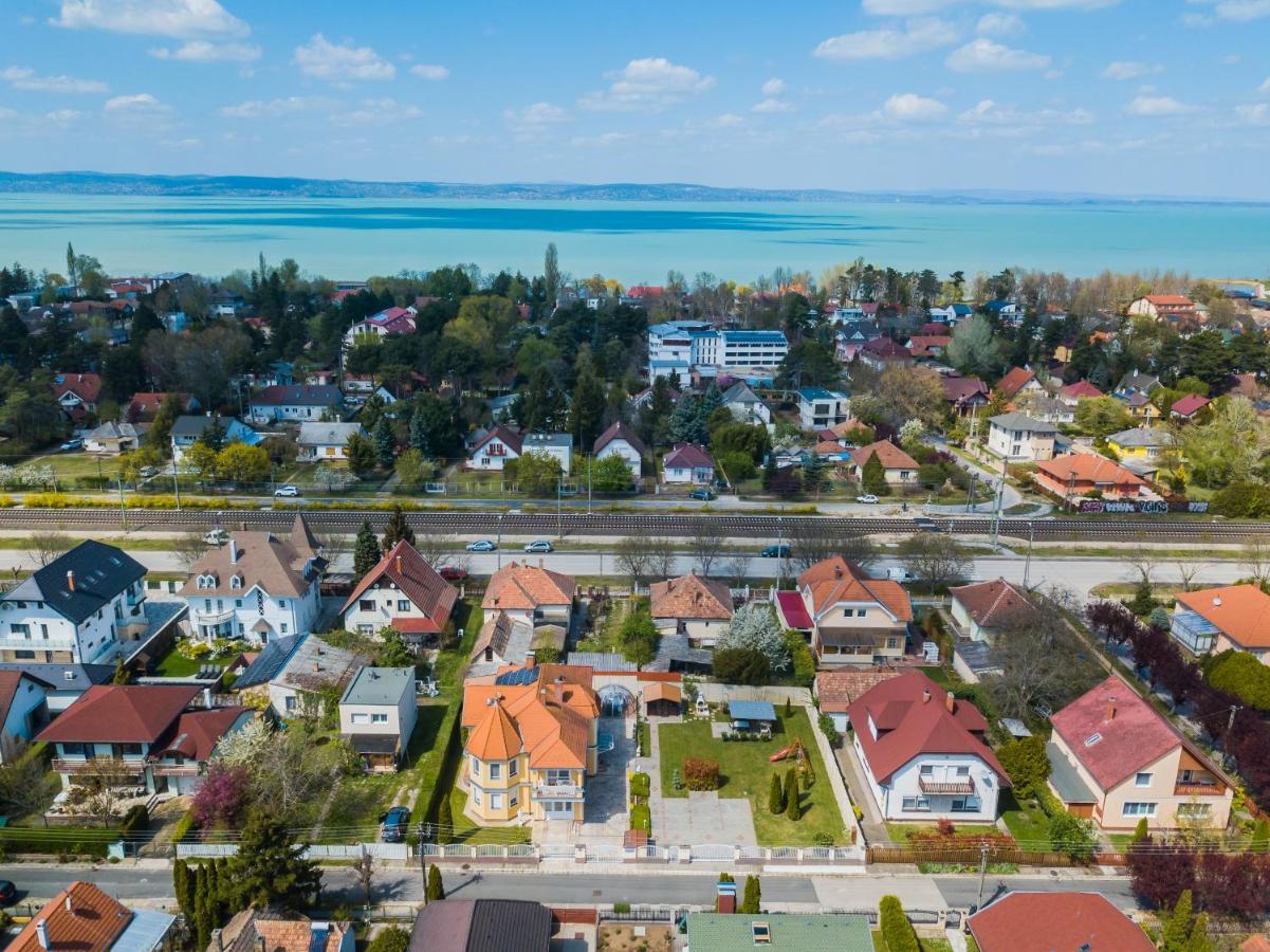 Korponyi Villa Siofok Exterior photo